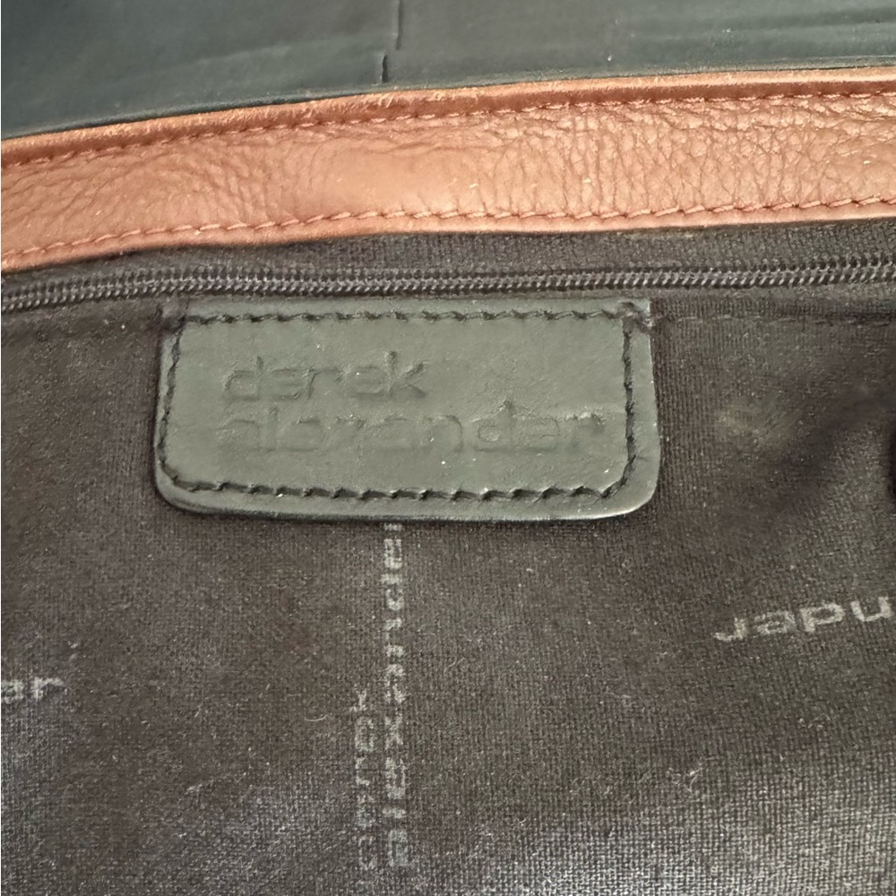 Derek Alexander Black/Brandy colour Leather CIERRA
Crossbody Flap Organizer - Picture 11 of 11